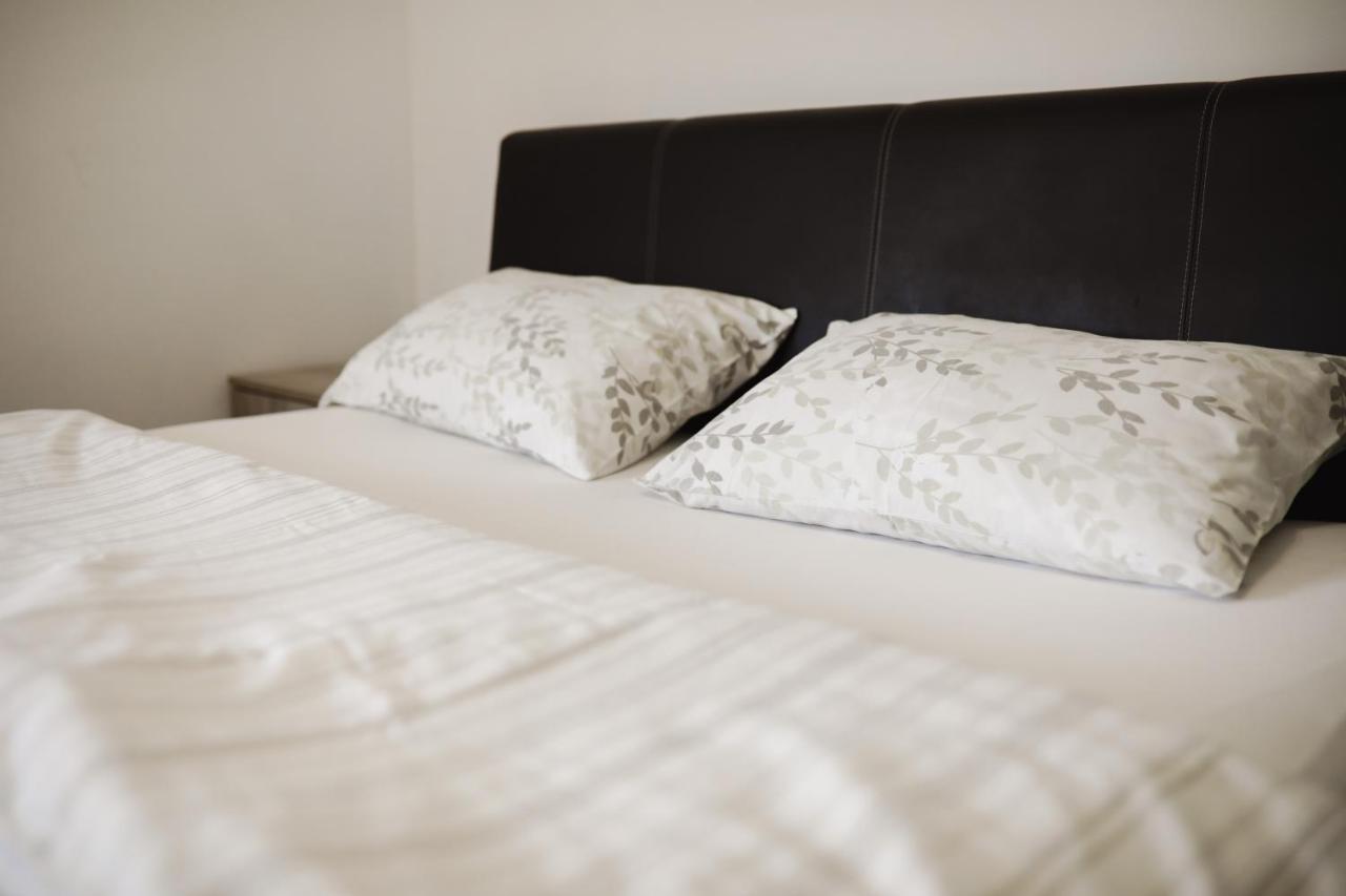 Migro Lux Sobe Lägenhet Arilje Exteriör bild